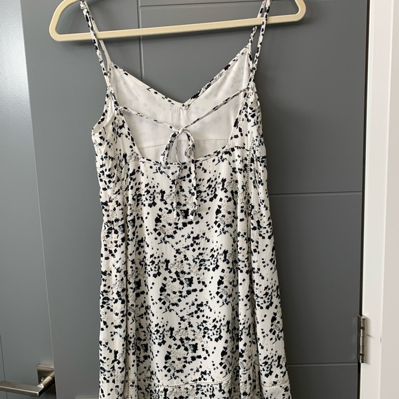 Aritzia dress - Picture 2 of 3